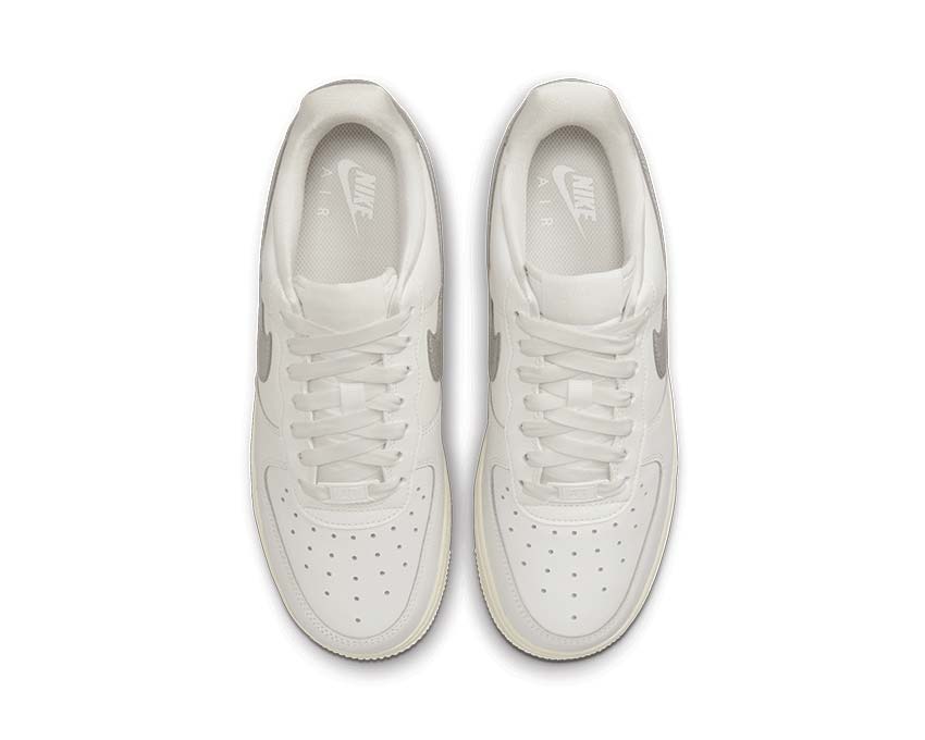 Nike Air Force 1 '07 Summit White / Metallic Silver - Sail - White DQ7569-100