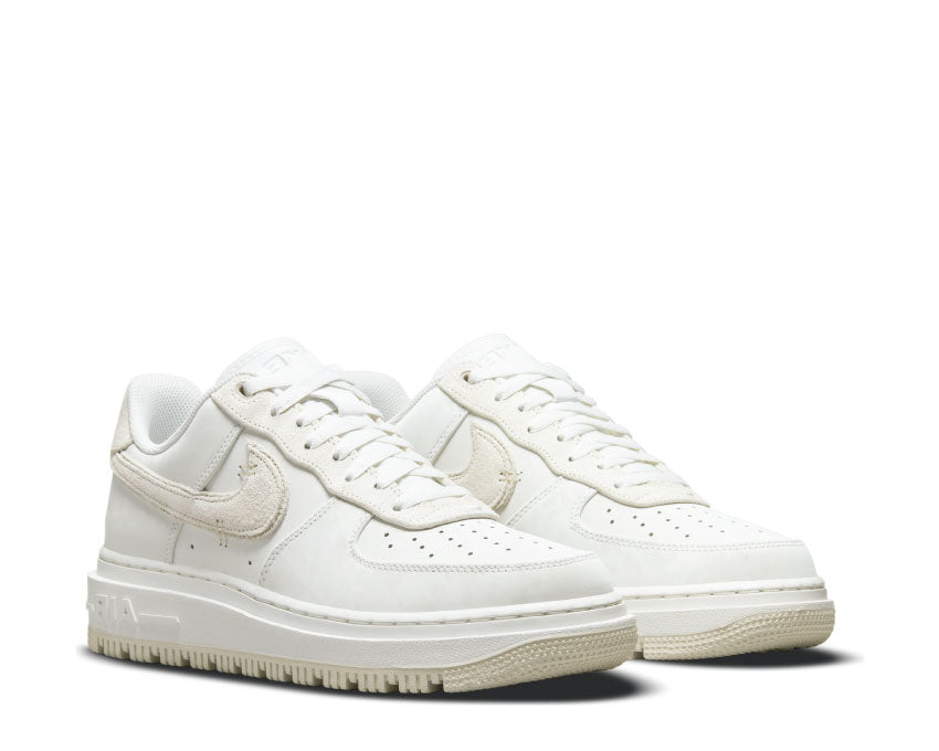 Nike Air Force 1 Luxe Summit White / Summit White - Light Bone DD9605-100