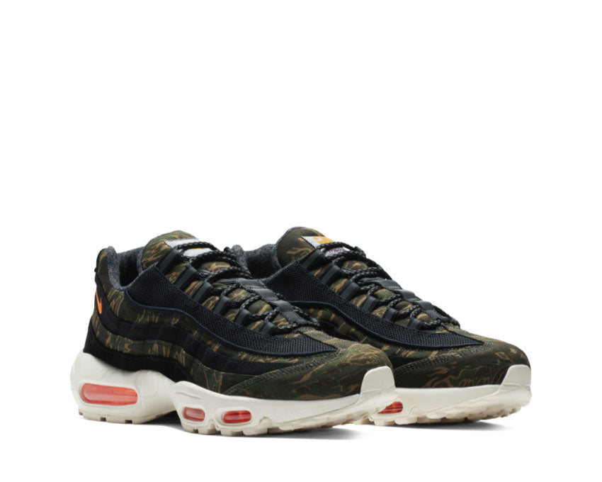 Nike Carhartt WIP Air Max 95 Black Total Orange Sail AV3866-001