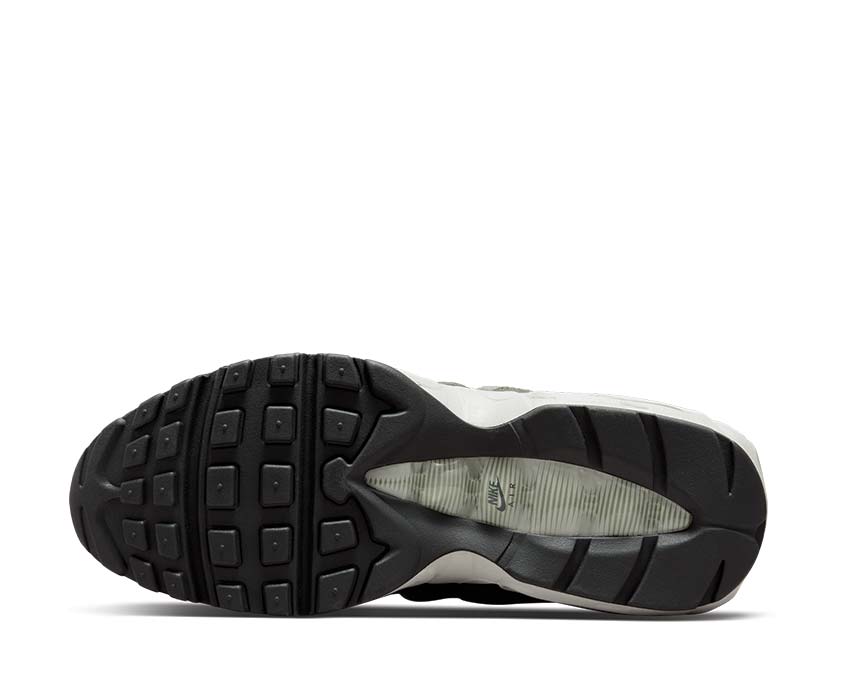 Nike Air Max 95 Night Forest / Chlorophyll - Medium Olive