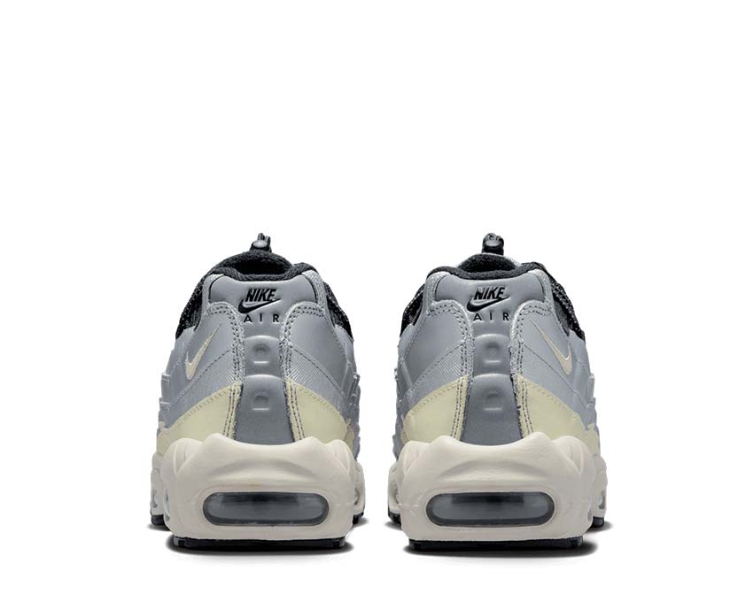 Air Max 95 Wmns Metallic SIlver / Alabaster FD0798-001