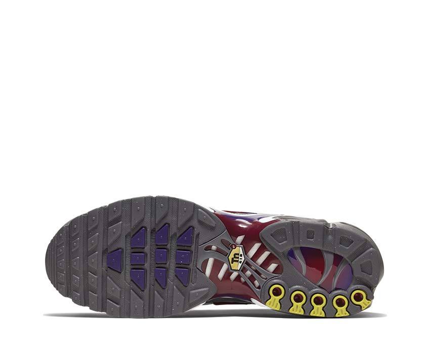 Nike Air Max Plus Metallic Platinum / Gym Red - Gunsmoke - White 852630-041