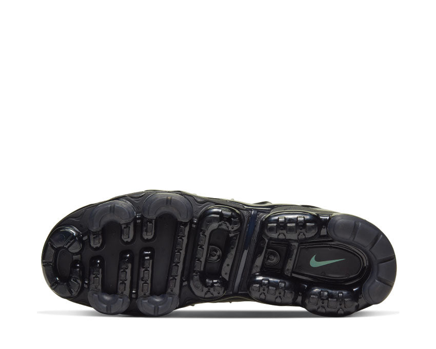 Nike Air Vapormax Plus Black / Volt - Pistachio Frost CW7478-001