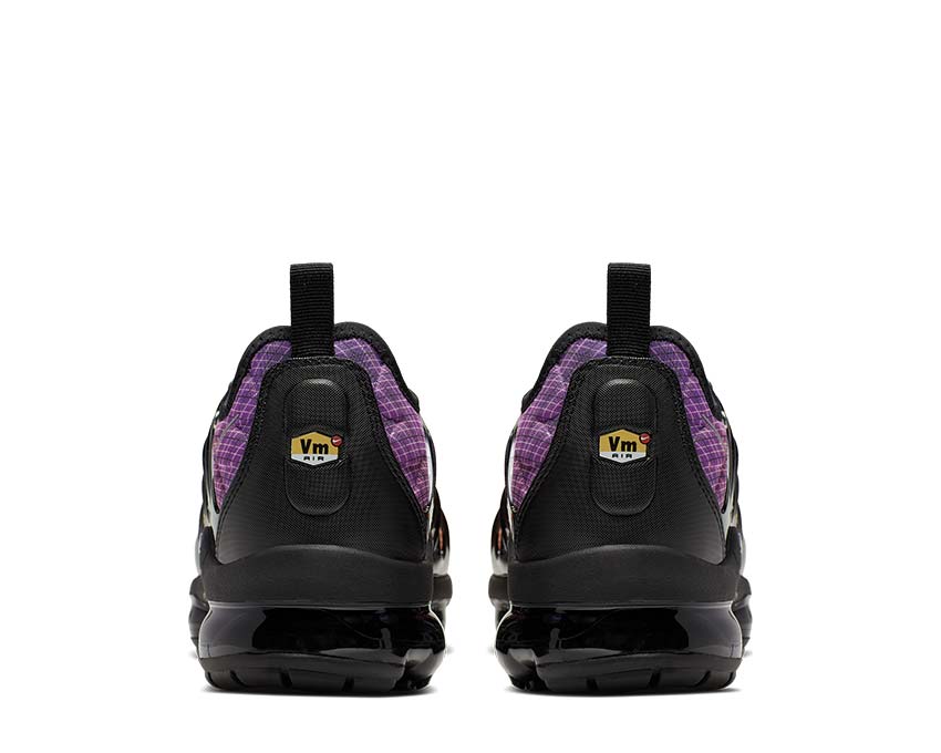 Nike Air Vapormax Plus Bright Crimson Reflect Silver 924453-604