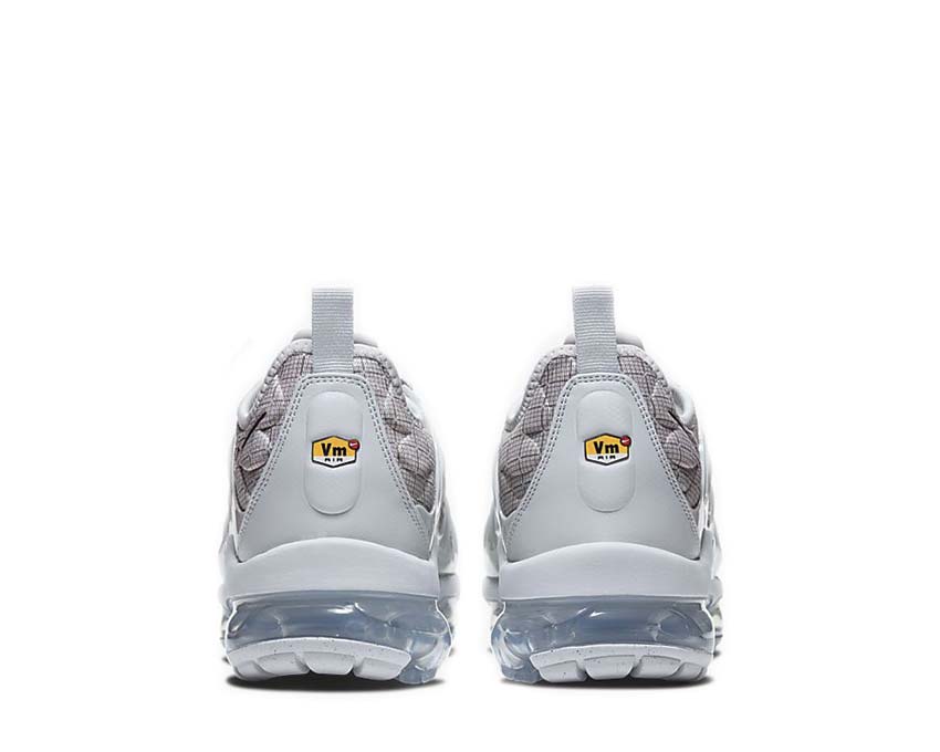Nike Air Vapormax Plus Pure Platinum / Black CT5529-001