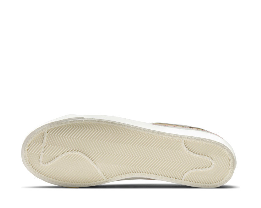 Nike Blazer Low '77 Prm Light Bone / Summit White - University Red DH4370-002