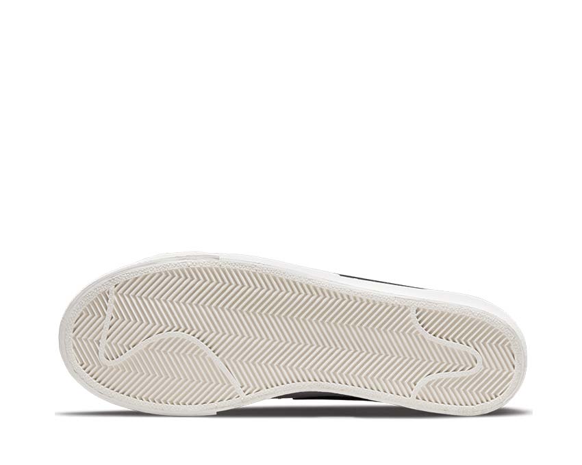 Nike Blazer Low Platform White / Black - Sail - Team Orange DJ0292-101