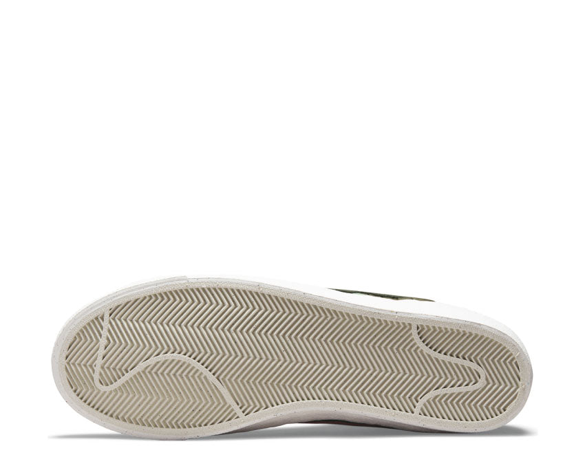 Nike Blazer Mid '77 Premium Sequoia / Sequoia - Medium Olive - Brown Kelp DD8024-300