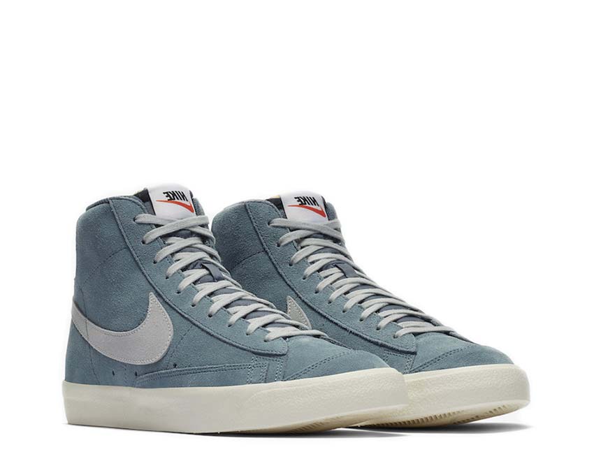 Nike Blazer Mid '77 Thunderstorm / Pure Platinum - Sail CI1172-400