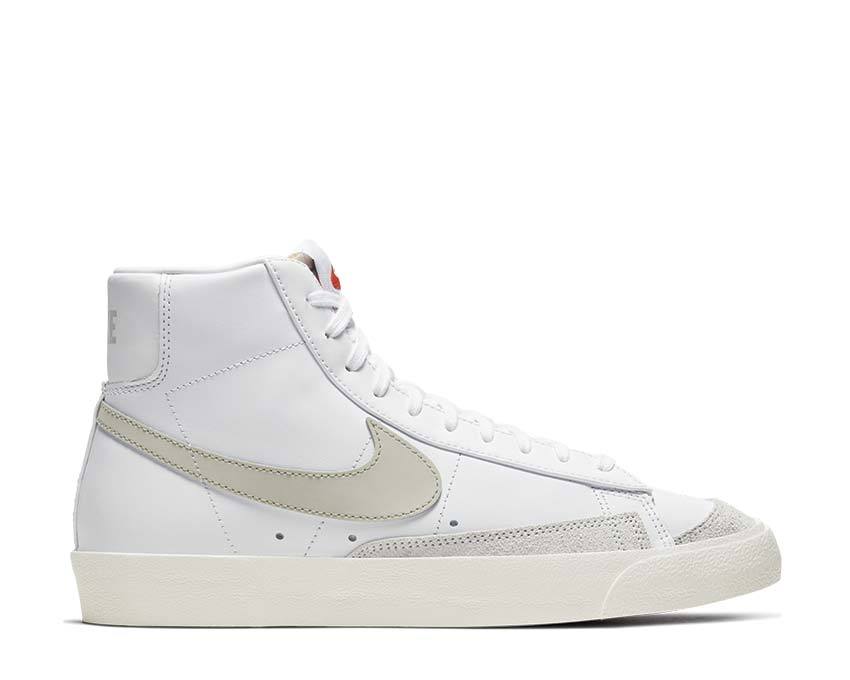 Nike Blazer Mid '77 Vintage White / Light Bone - Sail BQ6806-106