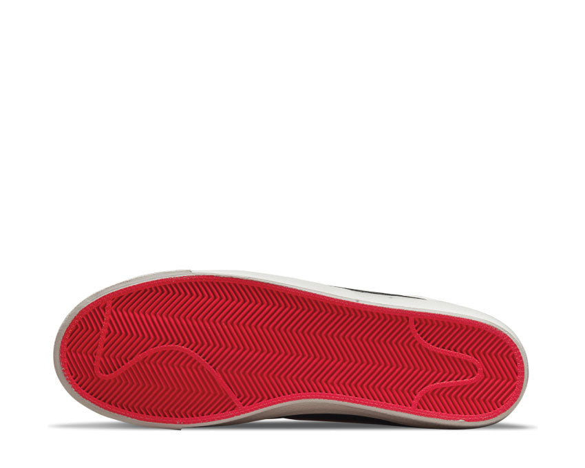 Nike Blazer Mid '77 EMB Sail / Black - Chile Red - Sail DD8025-101