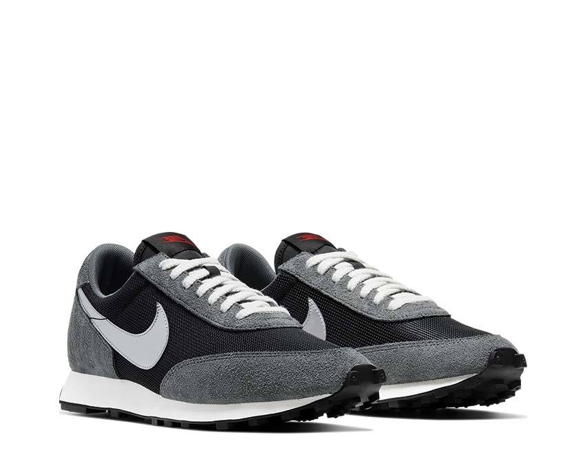 Nike Daybreak SP Black / Metallic Silver - Dark Grey BV7725-002