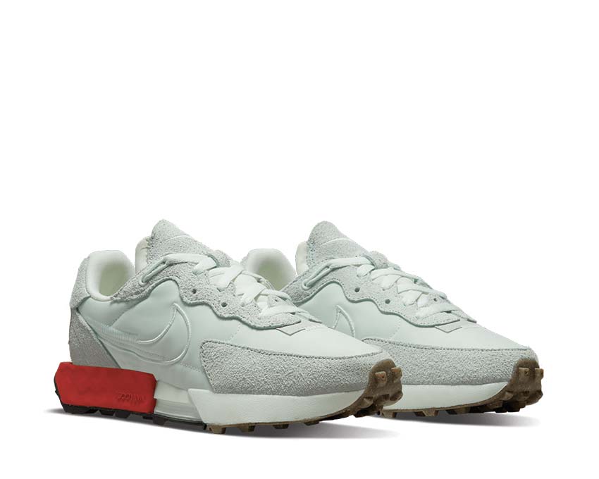 Nike Fontanka Waffle Barely Green / Barely Green - University Red DC3579-300