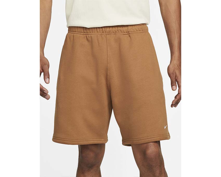 Tan on sale nike shorts