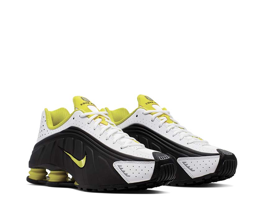 Nike Shox R4 Black Dynamic Yellow White 104265-048