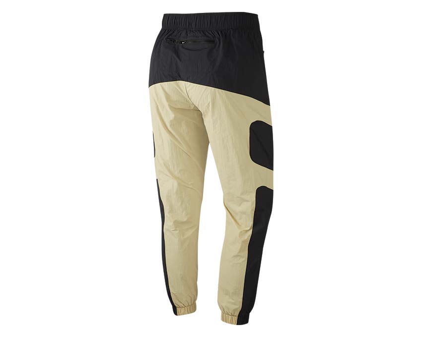 Nike Sportswear Pant Black Team Gold White BV5215-011