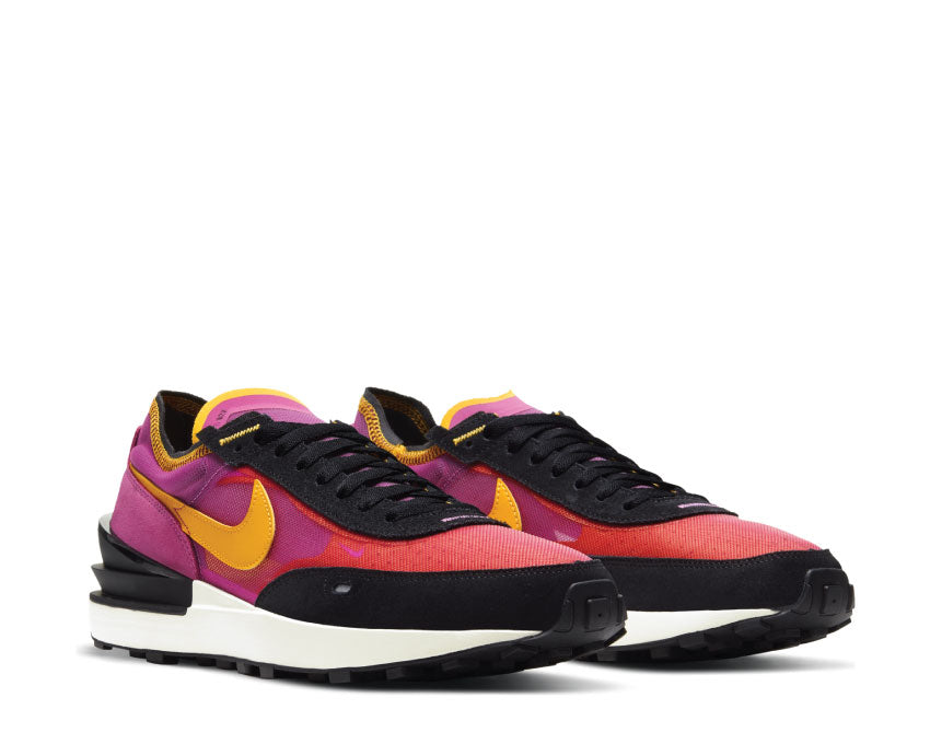 Nike Waffle One Active Fuchsia / University Gold - Black DA7995-600