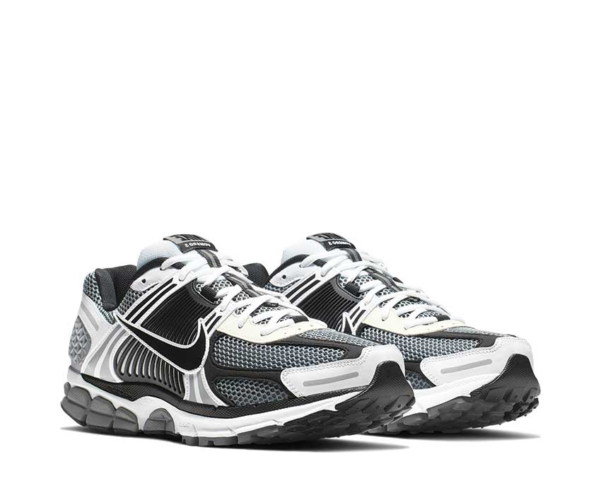 Nike Zoom Vomero 5 SE SP Dark Grey Black White Sail CI1694-001