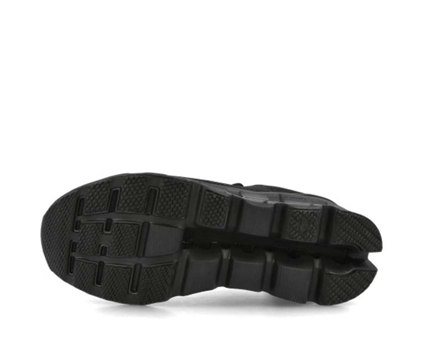 On Running Cloudstratus Black 39.99214