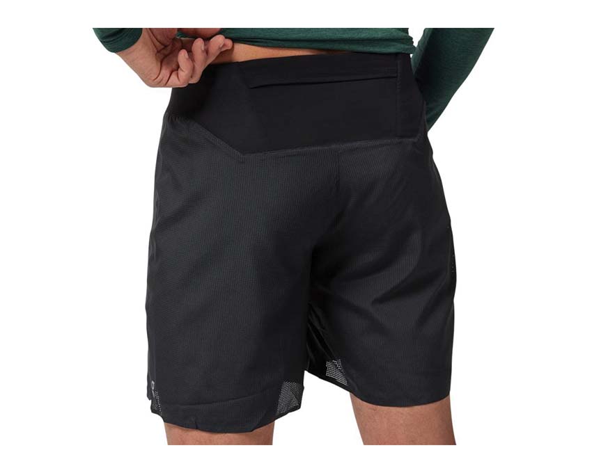ON Running Lightweight Shorts Black 125.00133