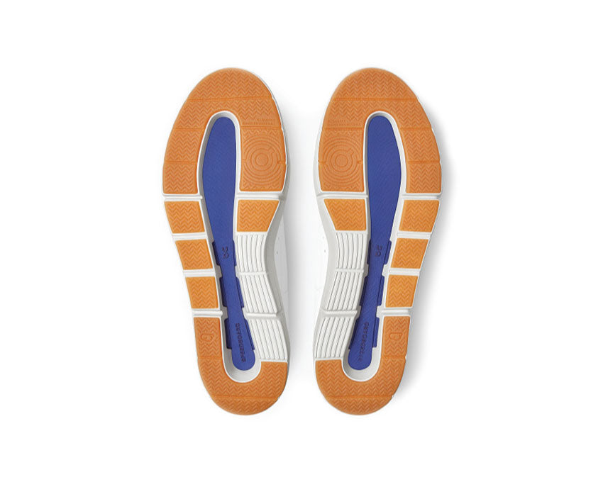 ON The Roger Centre Court White / Indigo 48.99157