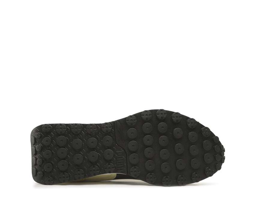 Puma Rider FV Pikachu Empire Yellow 387688 01