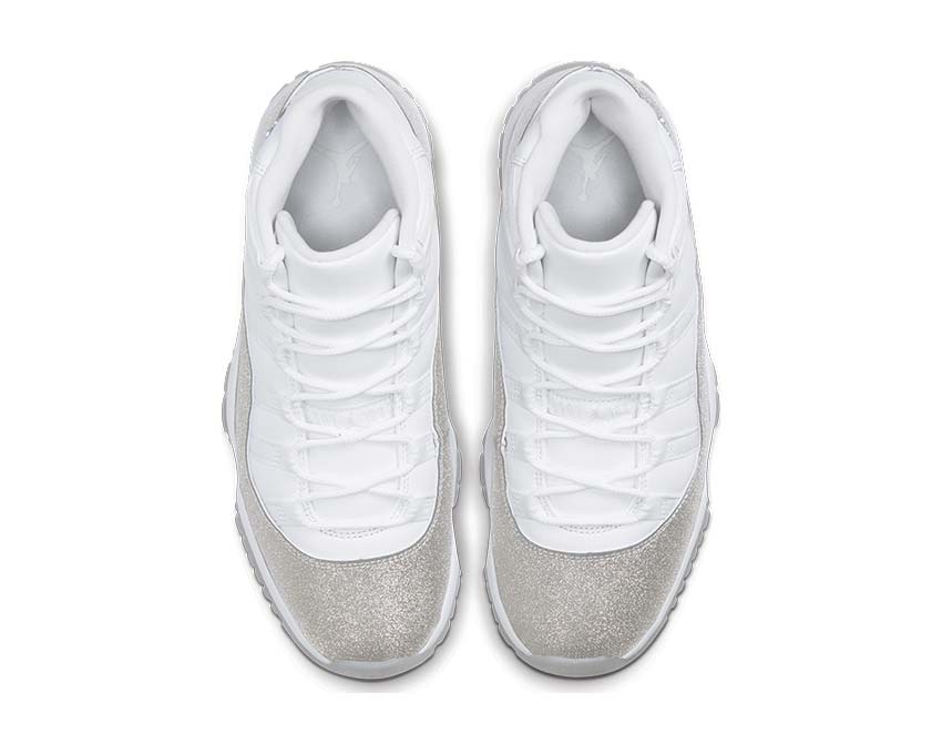 Air Jordan 11 Retro White / Metallic Silver - Vast Grey AR0715-100