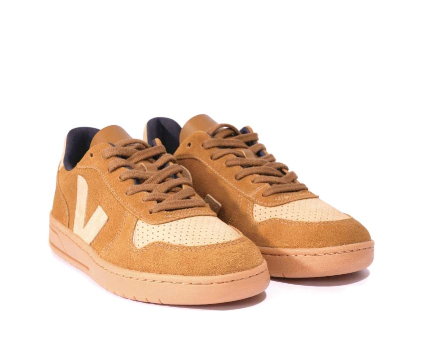 VEJA V-10 Suede Camel Desert VX0302914B