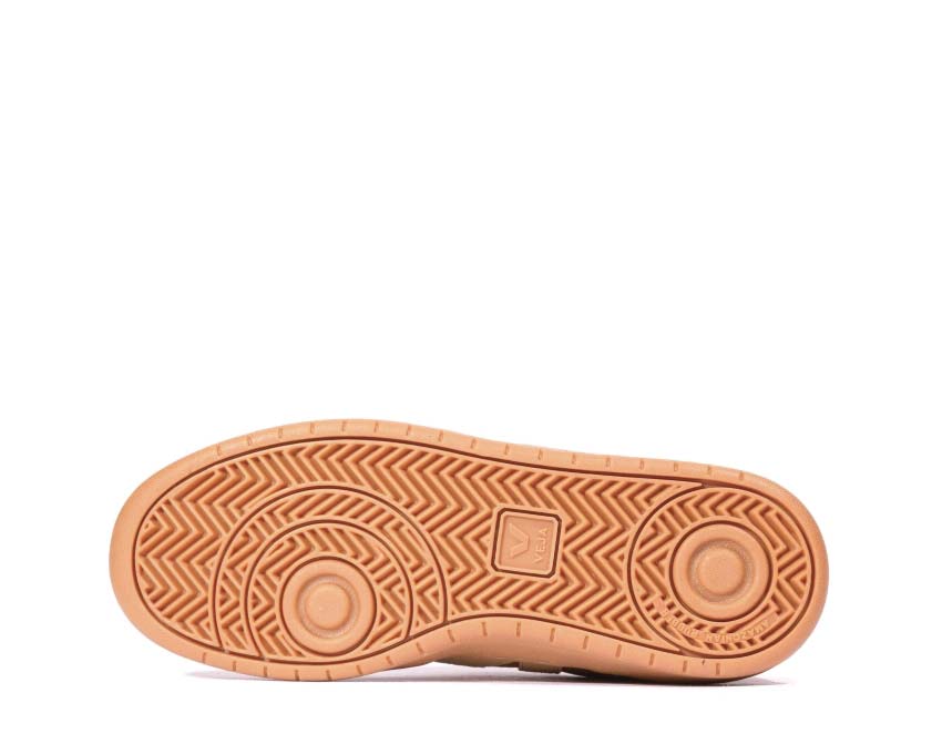 VEJA V-10 Suede Camel Desert VX0302914B