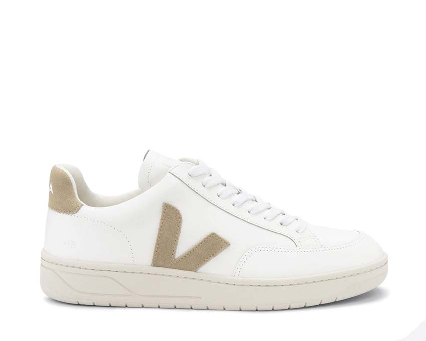 VEJA V-12 Leather Extra White / Dune XD0202896A