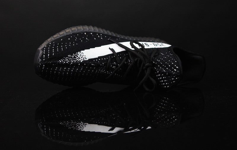 Adidas Yeezy 350 V2 Black & White