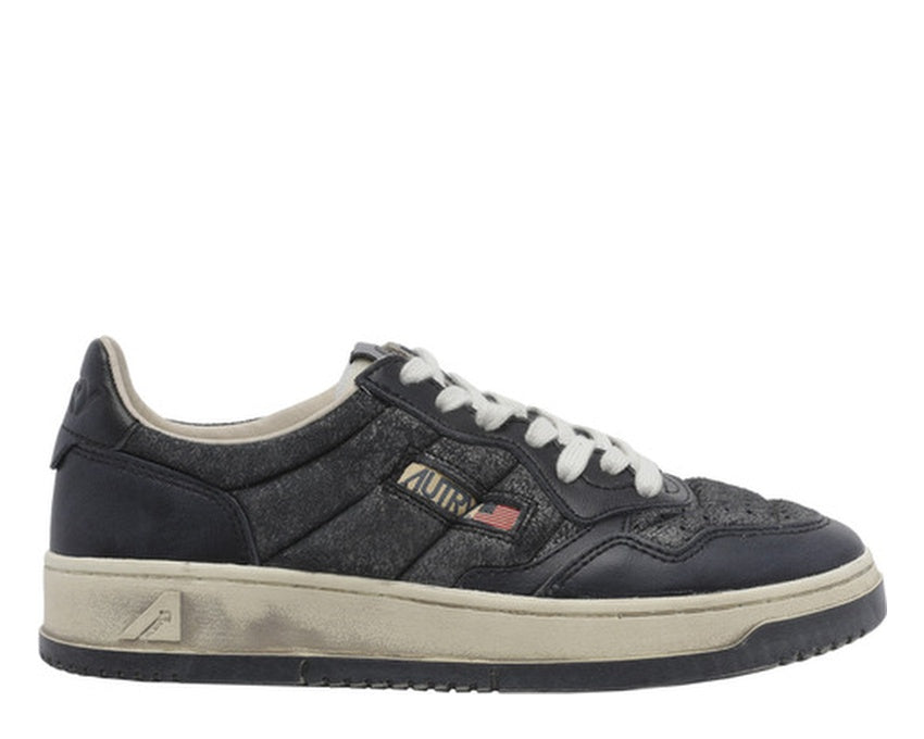 Autry Sup Vint Low "Padded Black"