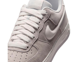 Nike Air Force 1 '07 LV8 "Vast Grey" - vue latérale