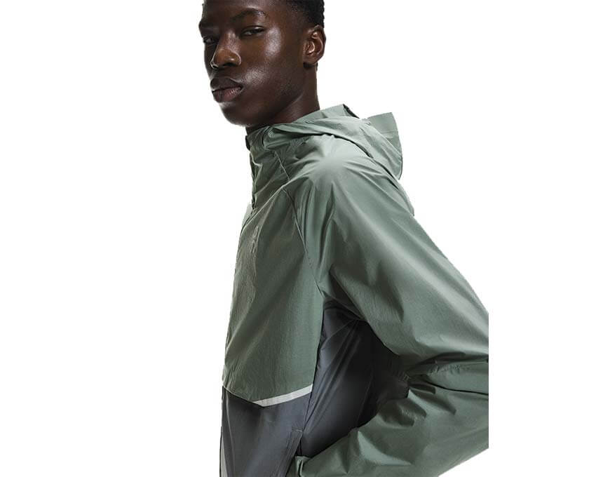 On Core Jacket "Olive"