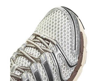 Adidas Adistar Control 5 Cloud White vue latérale — tige mesh blanc running stabilité