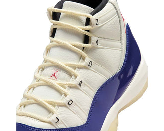 Air Jordan 11 Retro Rare Air dunkelblau — Seitenansicht OG retro Basketball Sneaker