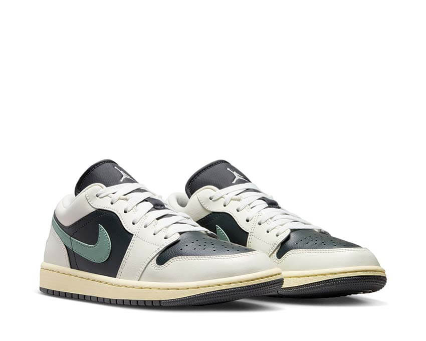 Air Jordan 1 Low W DC0774-001