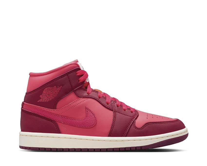 Air Jordan 1 Mid SE W IB7018-600