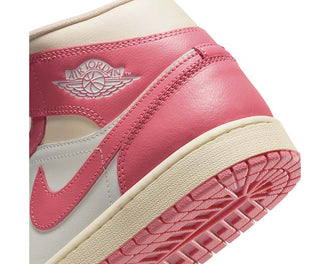 Jordan Air Jordan 1 Mid W Pink Salt vue latérale — cuir sail et rose