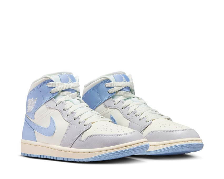 Air Jordan 1 Mid W BQ6472-402