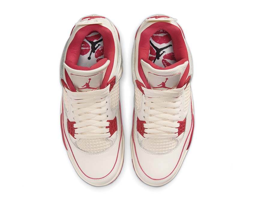 Air Jordan 4 Retro W HV0823-108