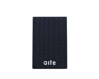 Arte Textured Logo Scarf — écharpe unisexe logo texturé Arte
