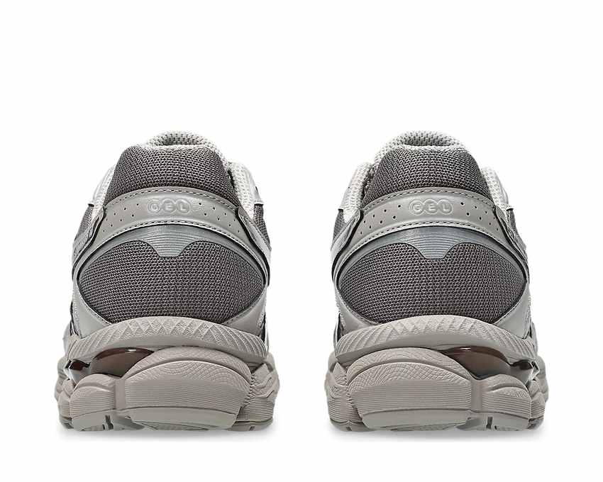Asics Gel-Cumulus 16 "Cocoa Powder"