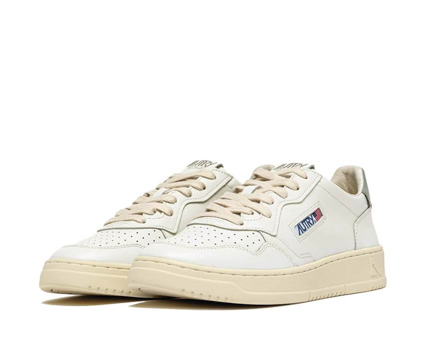 Autry Medalist Low AULWLL11