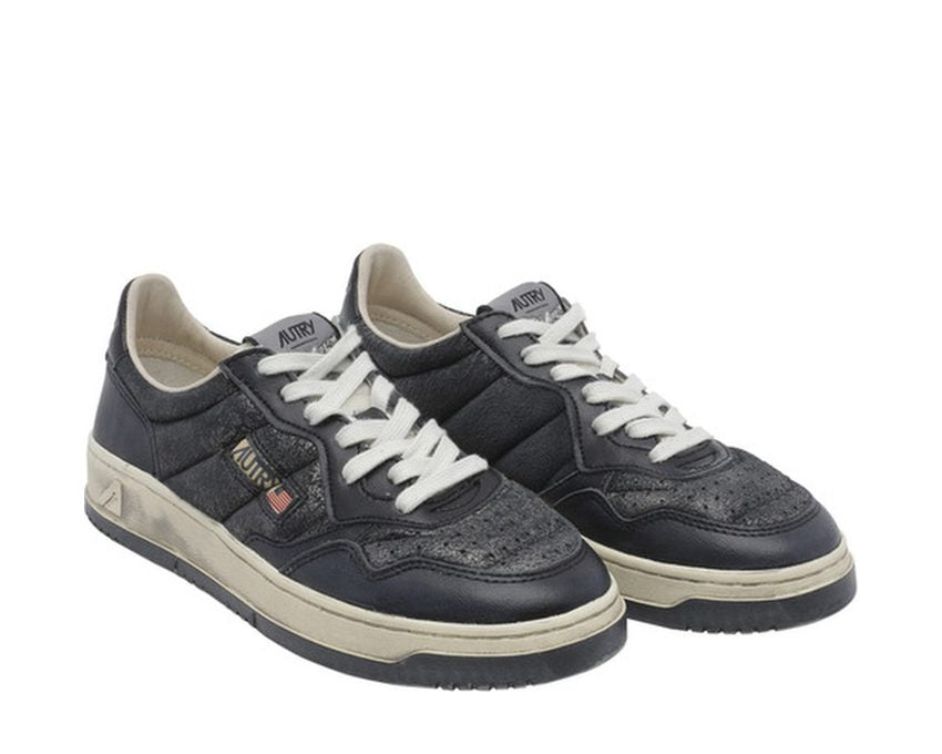 Autry Super Vintage Low "Padded Black"