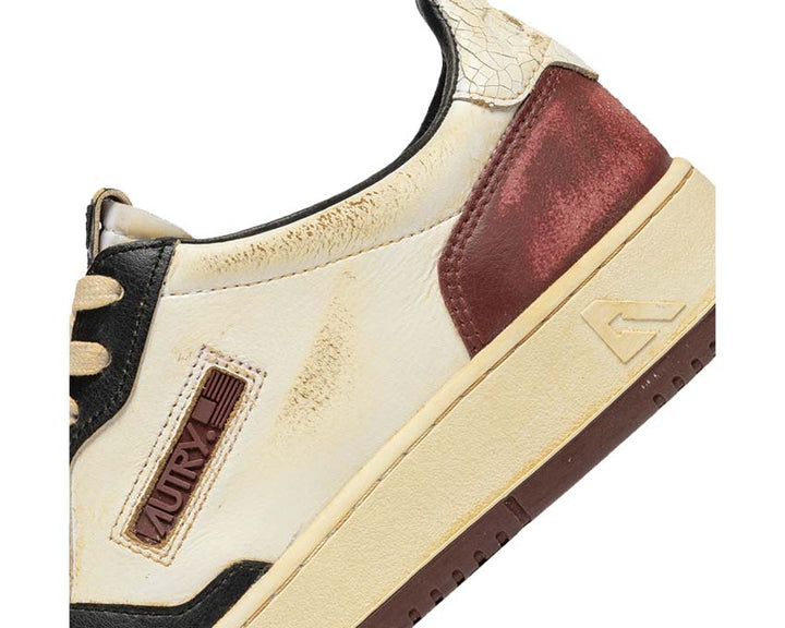 Autry Super Vintage Low Beige Crack / Leat Black - Syrah AVLMLB01