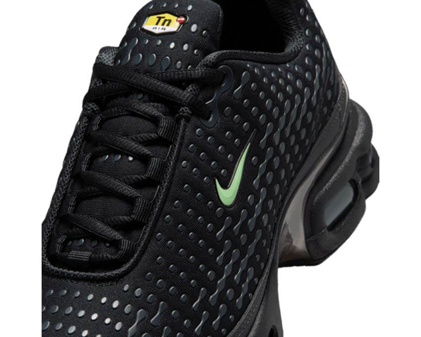 Nike Air Max Plus VII Black | NOIRFONCE