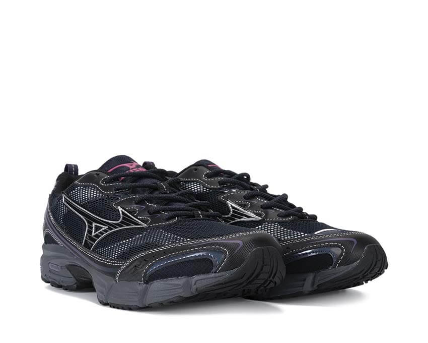 Mizuno MXR Glitch Black | NOIRFONCE