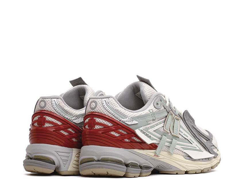 New Balance 1906F Trainers | NOIRFONCE