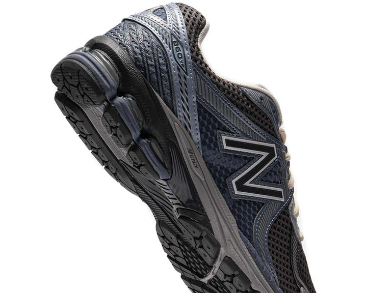 New_Balance_860v2_Arctic_Grey_Starlight_ML860RC2